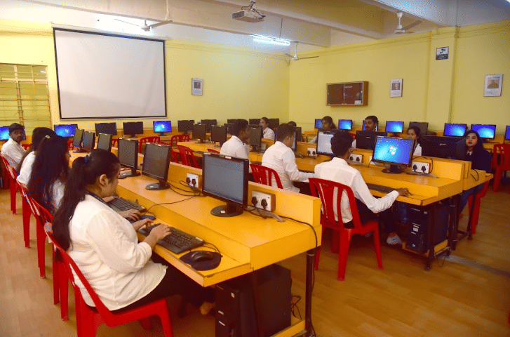 Dr. Moonje Institute of Management and Computer Studies Nashik Extra Curriculars photo 4